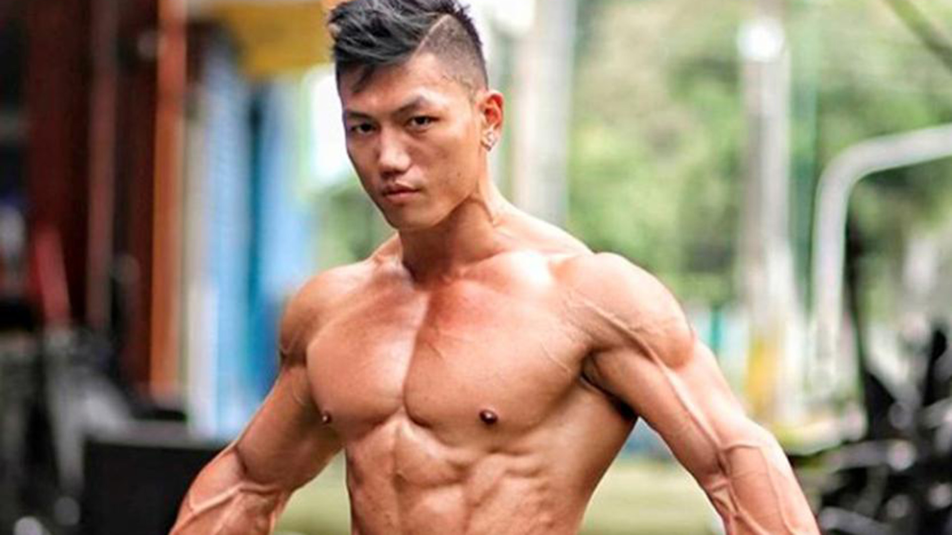 Rafael Kuang Li es un reconocido fisicoculturista y asesor fitness de origen asiático, de 29 años de edad.