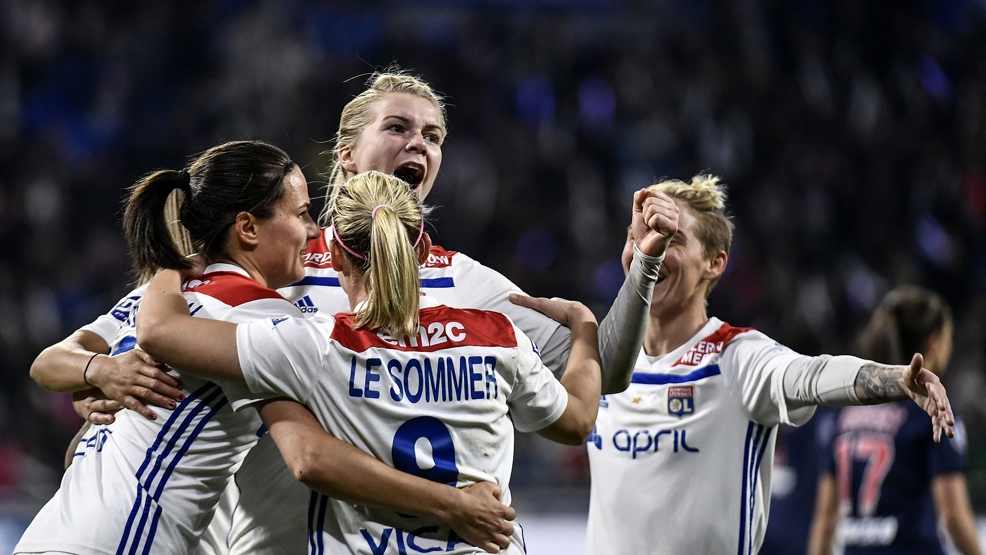 Lyon va por su cuarto título consecutivo (AFP)