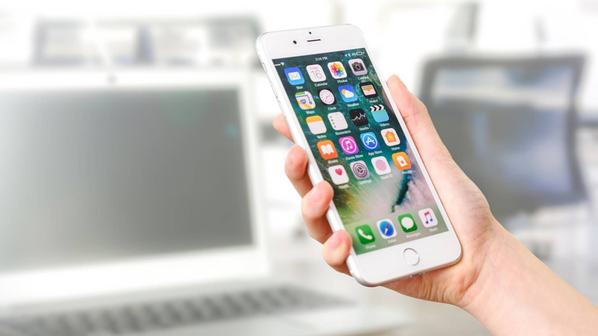 A través de las apps de tu iPhone hay terceros que saben a lo que le das clic (Foto: Pixabay)