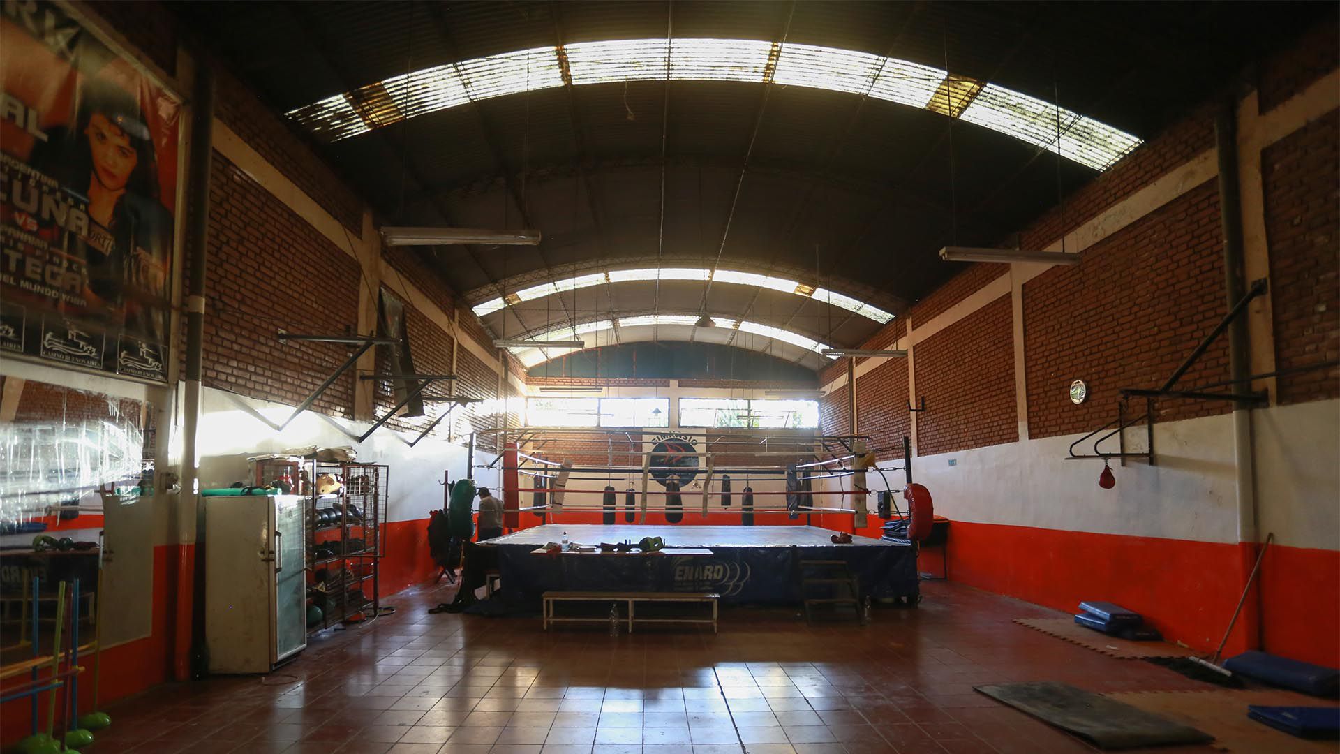 El ring del gimnasio que posee Pablo Chacón en Las Heras, Mendoza (Agustín Moya)