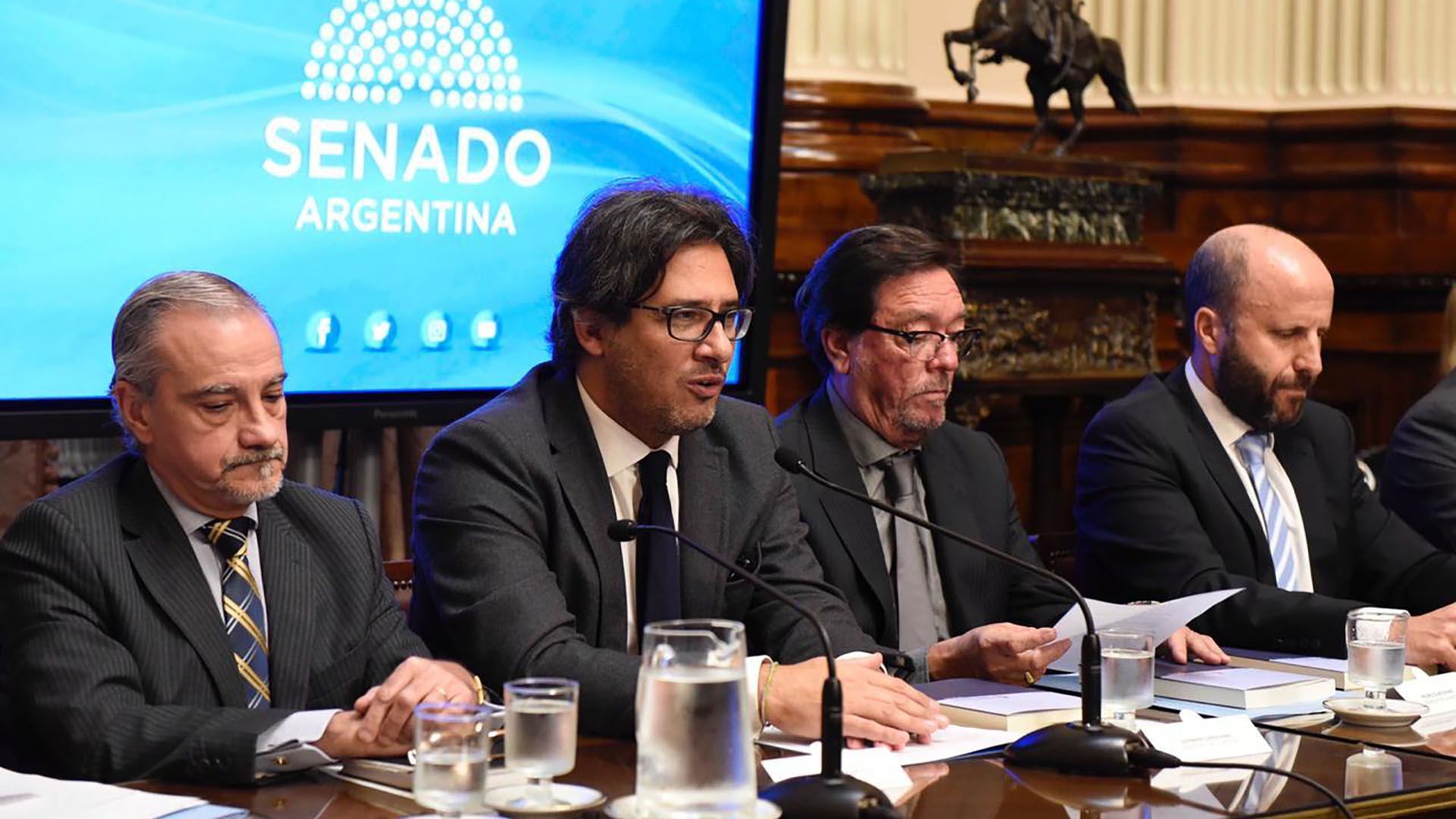 El ministro de Justicia Germán Garavano, el senador Pedro Guastavino y el juez de la Cámara de Casación Mariano Borinsky