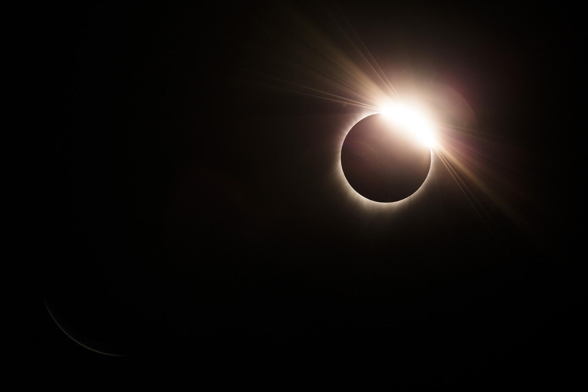 El eclipse solar total en EEUU ocurrió el 21 de agosto de 2017 (National Geographic/JIMMY CHIN)