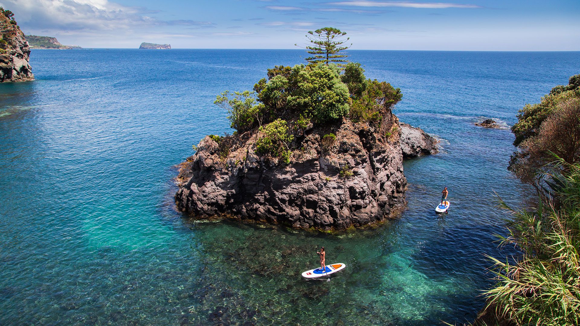 Las condiciones de las islas también hacen que el windsurf, el kayak, el stand up paddle y otras actividades acuáticas sean excelentes (Shutterstock)