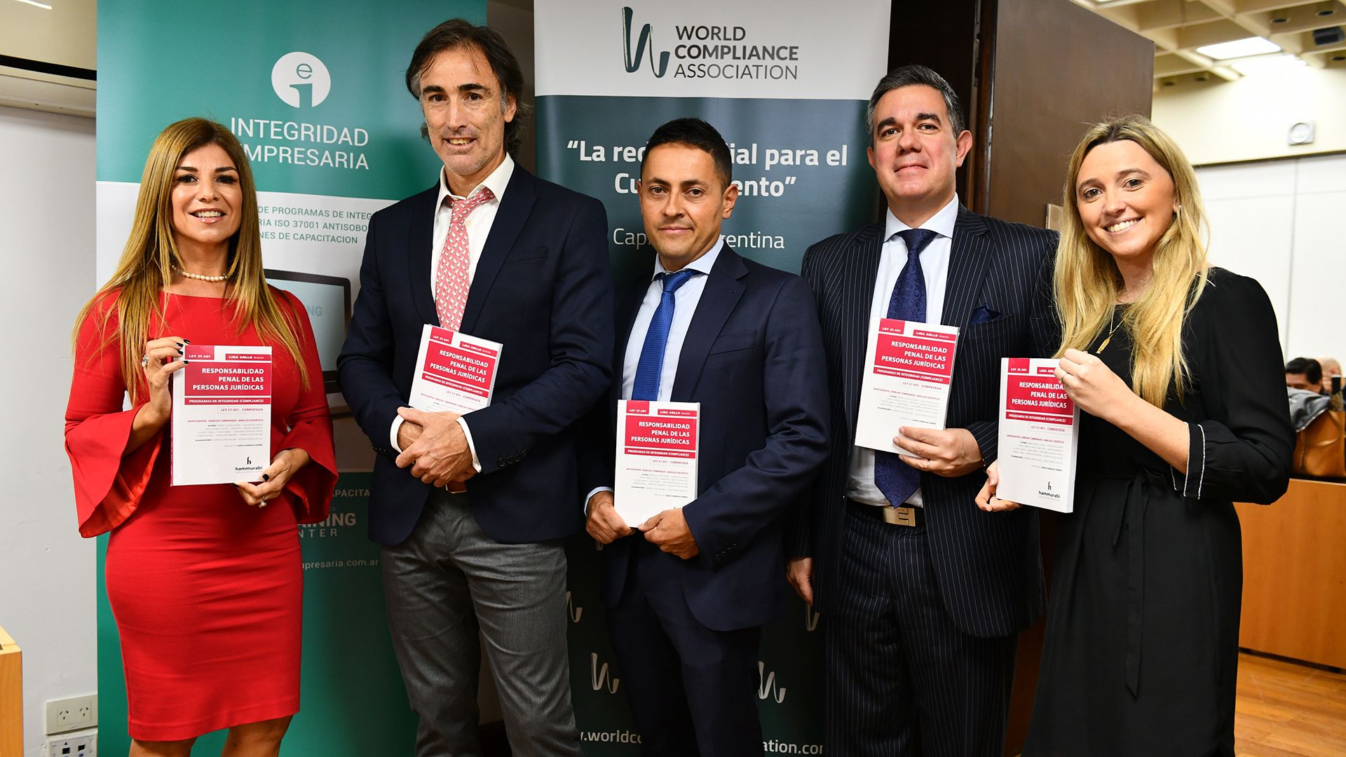 Lina Anllo, presidenta de World Compliance, junto a Emilio Cornejo, Sergio Nobile, Claudio Lamela y María José Tamagno