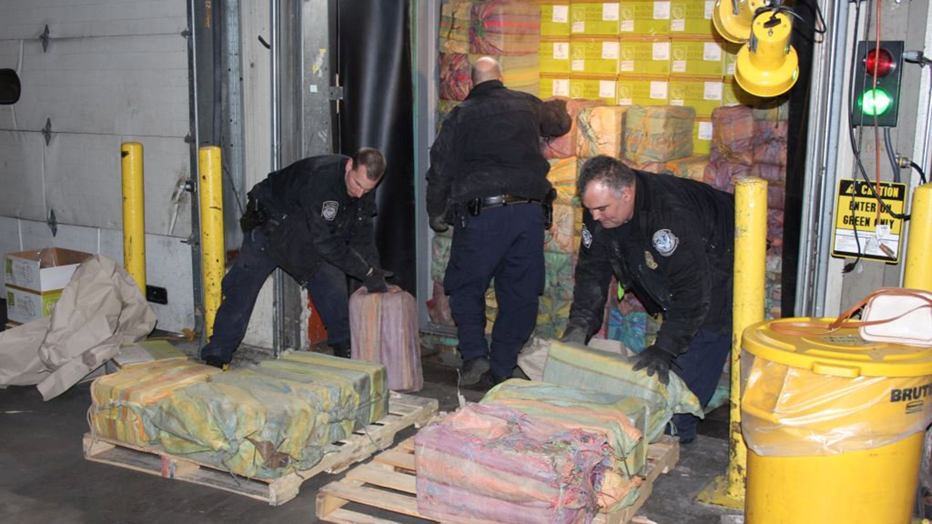 las autoridades incautan la droga en Newark, Nueva York (U.S. Customs and Border Protection/Handout via REUTERS)