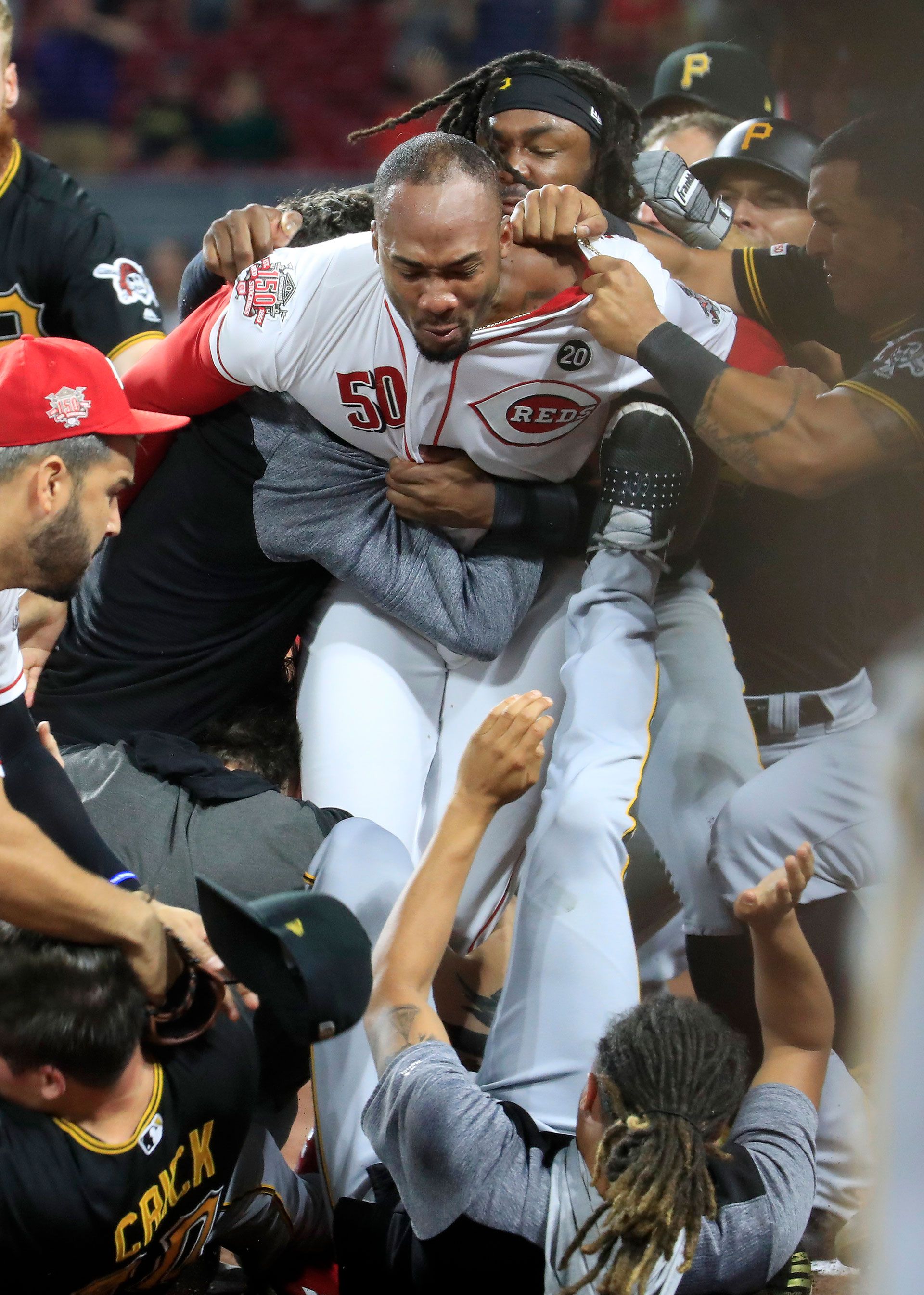 (AFP) Fue una de las peleas más violentas de la MLB
