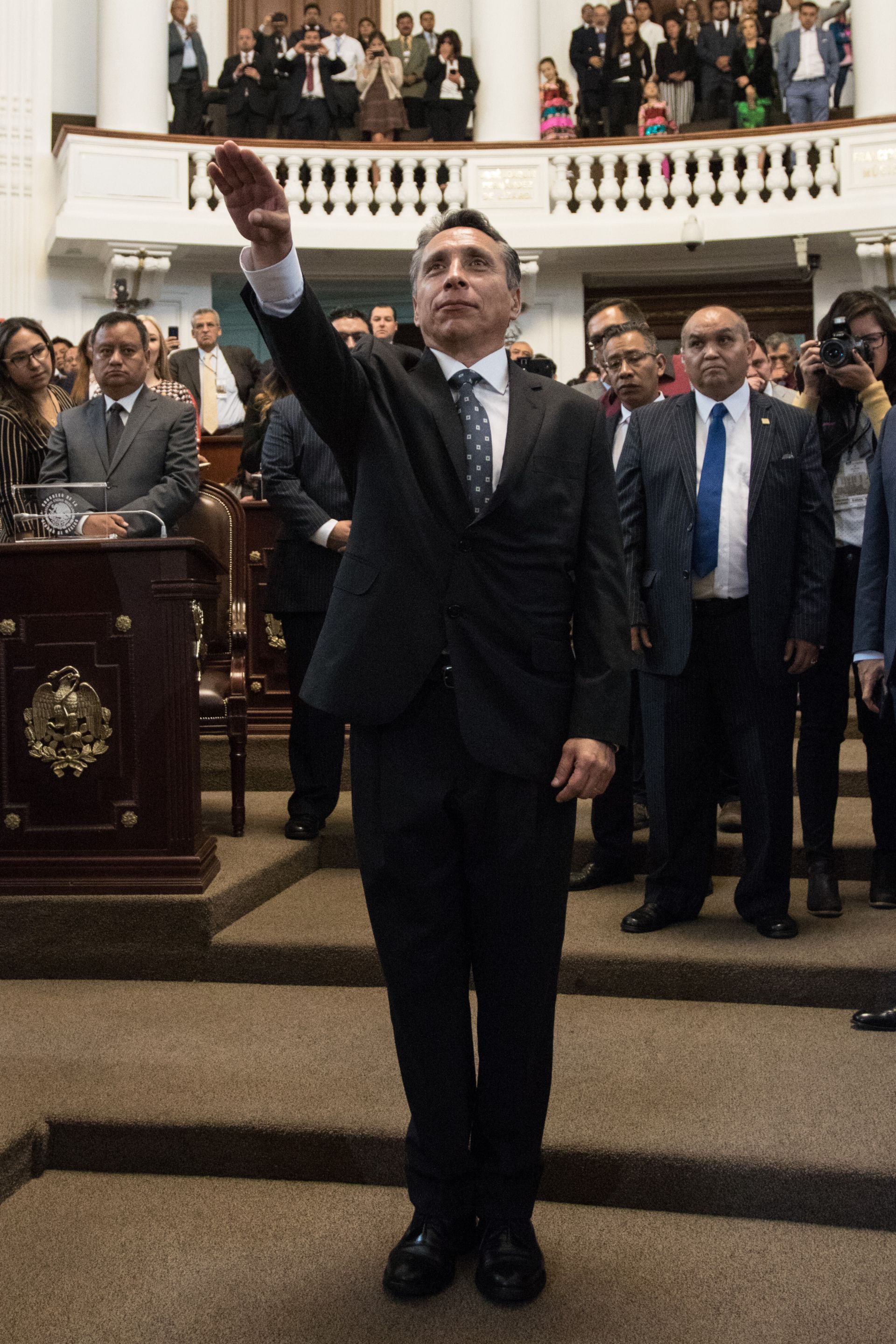 Manuel Negrete, durante su toma de protesta como alcalde de Coyoacán (Foto: Cuartoscuro)