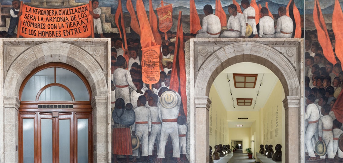 Las pinturas del muralista mexicano, Diego Rivera, fueron estropeadas por salpicadura de pintura para decoración de interiores (Foto: SEP)
