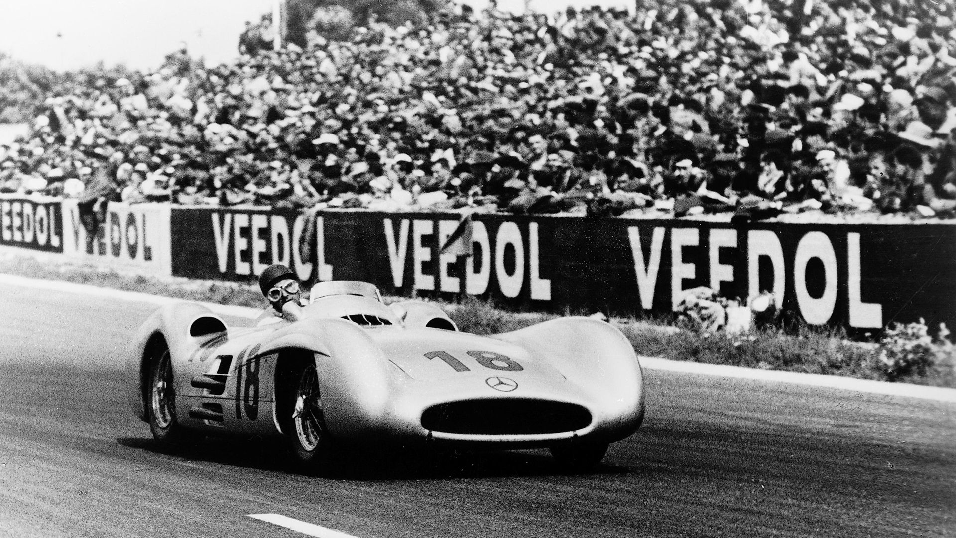 Además de los cinco títulos del mundo de Fórmula Uno, Fangio obtuvo también dos subcampeonatos