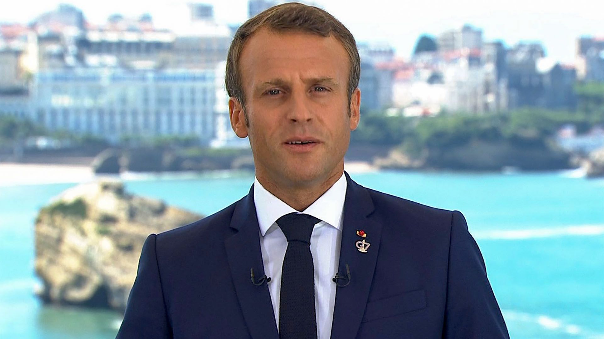 Emmanuel Macron en la apertura del G7 (AFP)