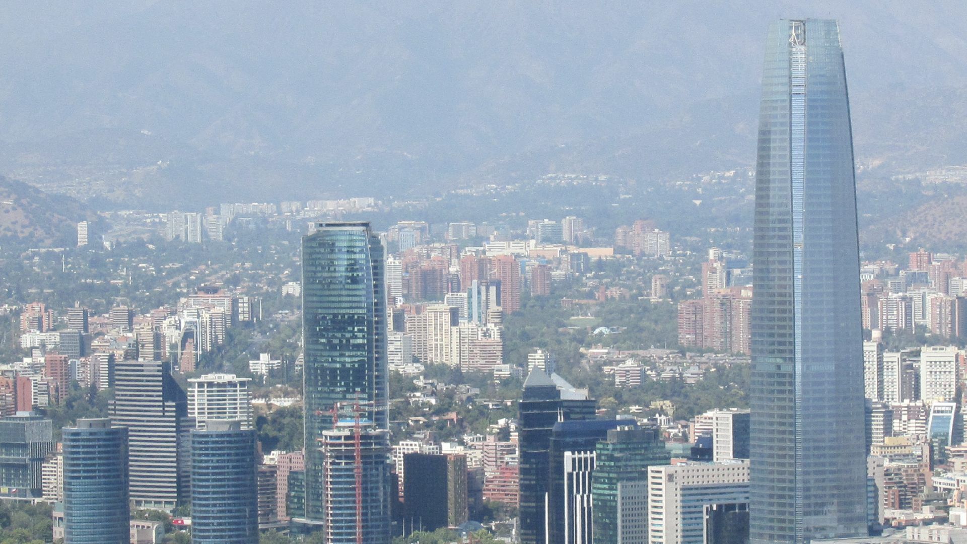 Santiago de Chile es la ciudad más segura de Latinoamérica, de acuerdo con el índice de The Economist (Foto: Wikipedia)