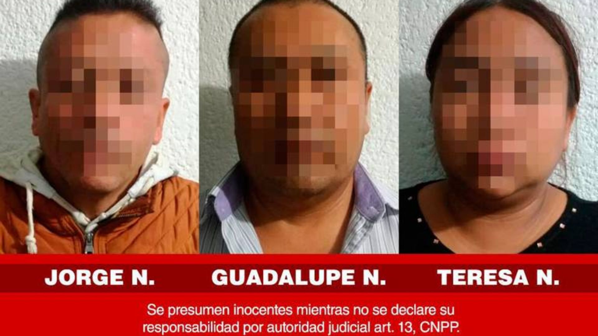 Las autoridades locales presentaron de esta manera a los tres presuntos secuestradores (Foto: Twitter)