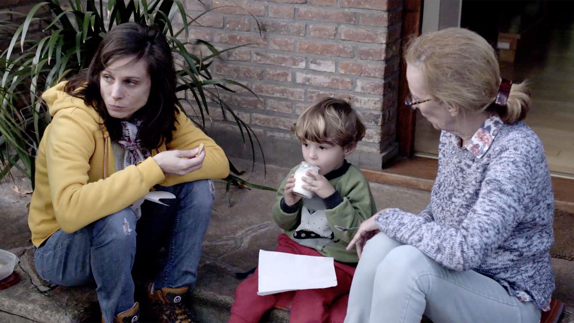 En la película de Romina Paula aparecen su madre y su hijo
