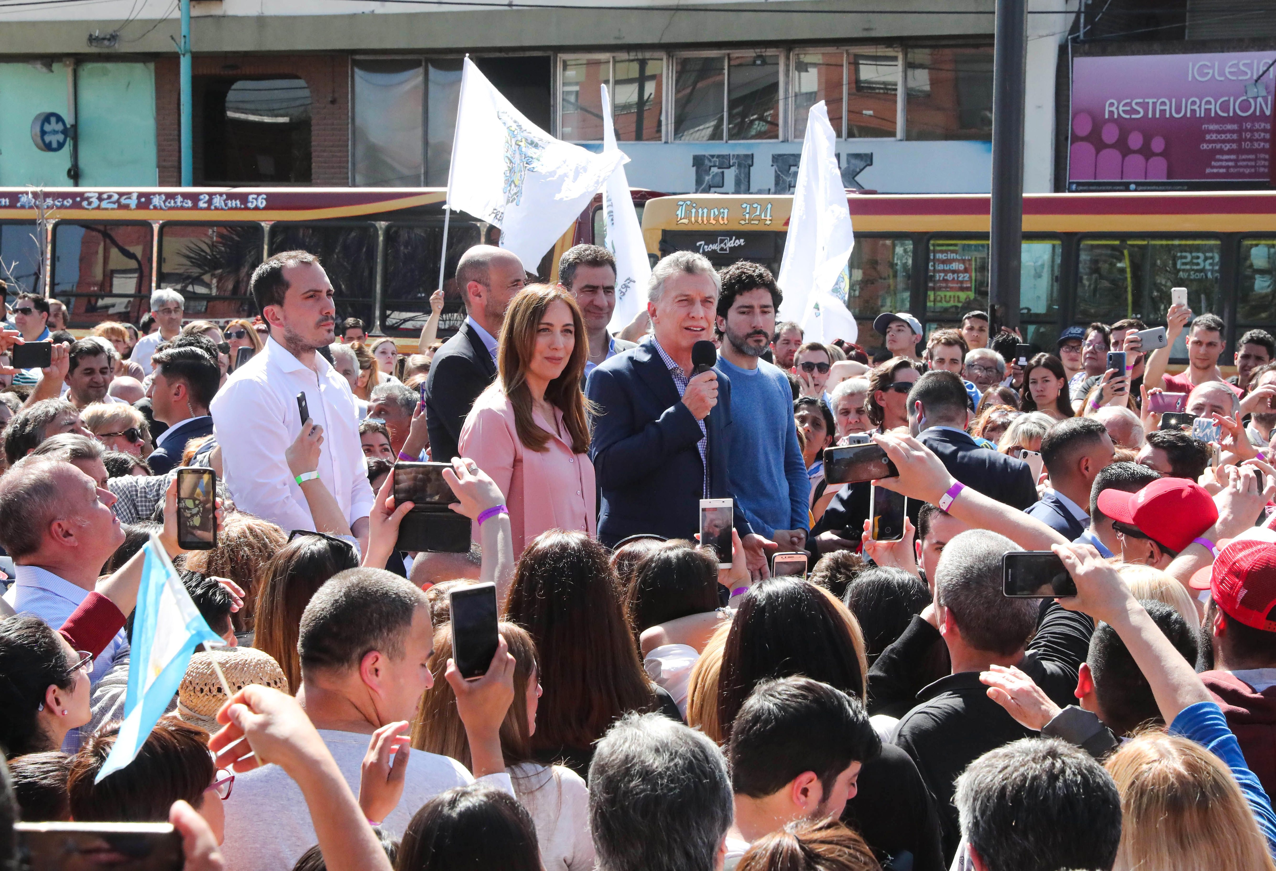 El presidente Macri y la gobernadora Vidal encabezaron el acto de inauguración del Metrobus de Florencio Varela