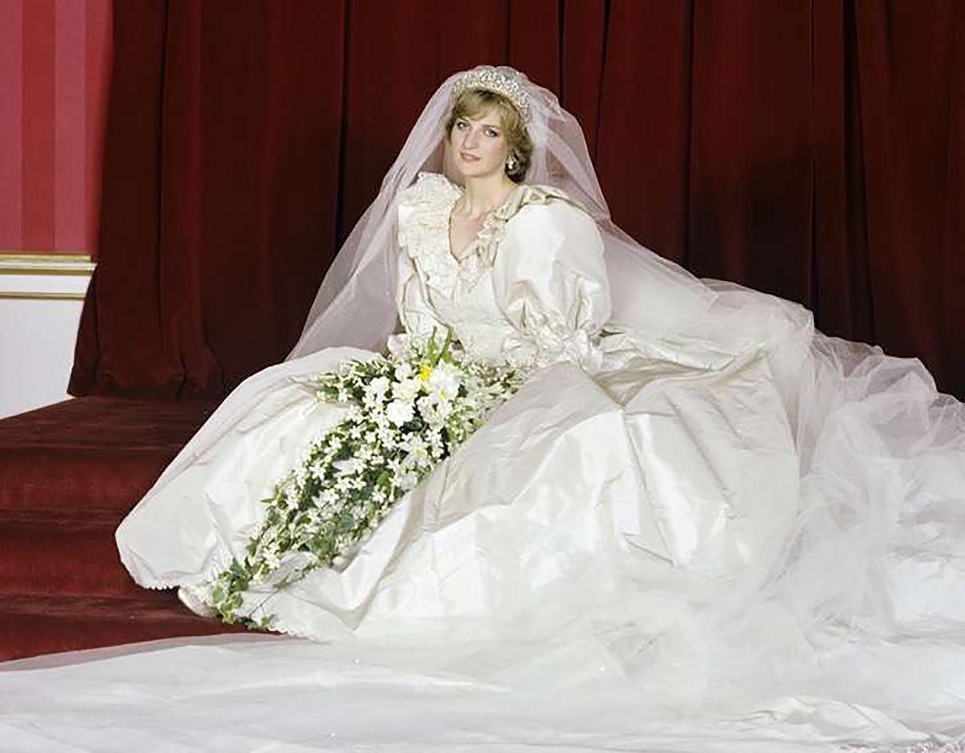La princesa Diana el día de su boda con Carlos (Foto: Archivo)