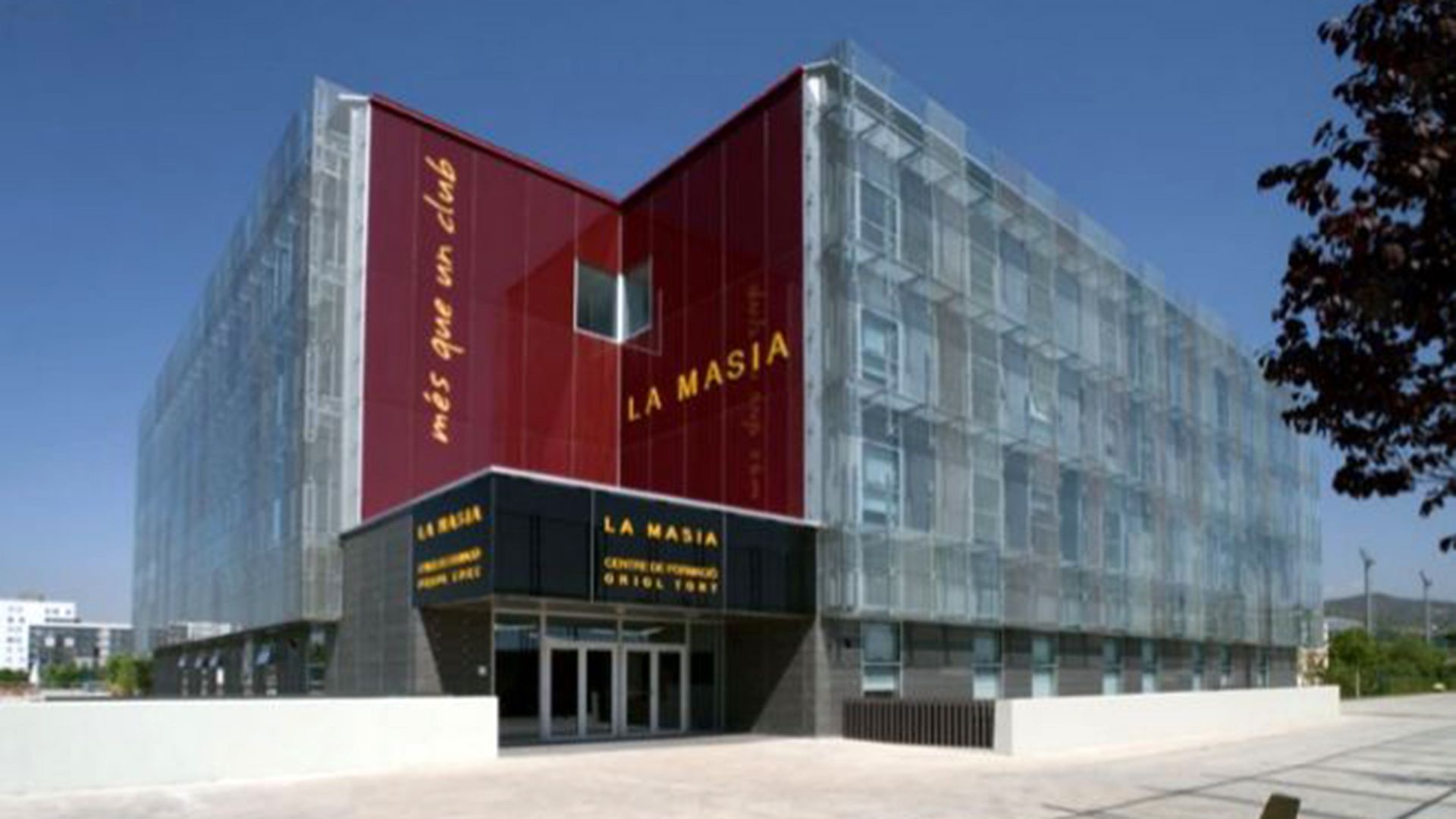 La Masía, la escuela del FC Barcelona, cumple 40 años.