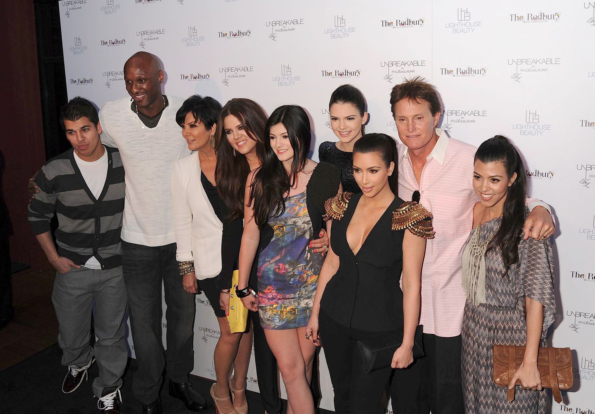 Robert Kardashian Jr., Lamar Odom, Kris Jenner, Khloe Kardashian, Kylie Jenner, Kendall Jenner, Kim Kardashian, Kourtney Kardashian y Caitlyn cuando todavía era Bruce 