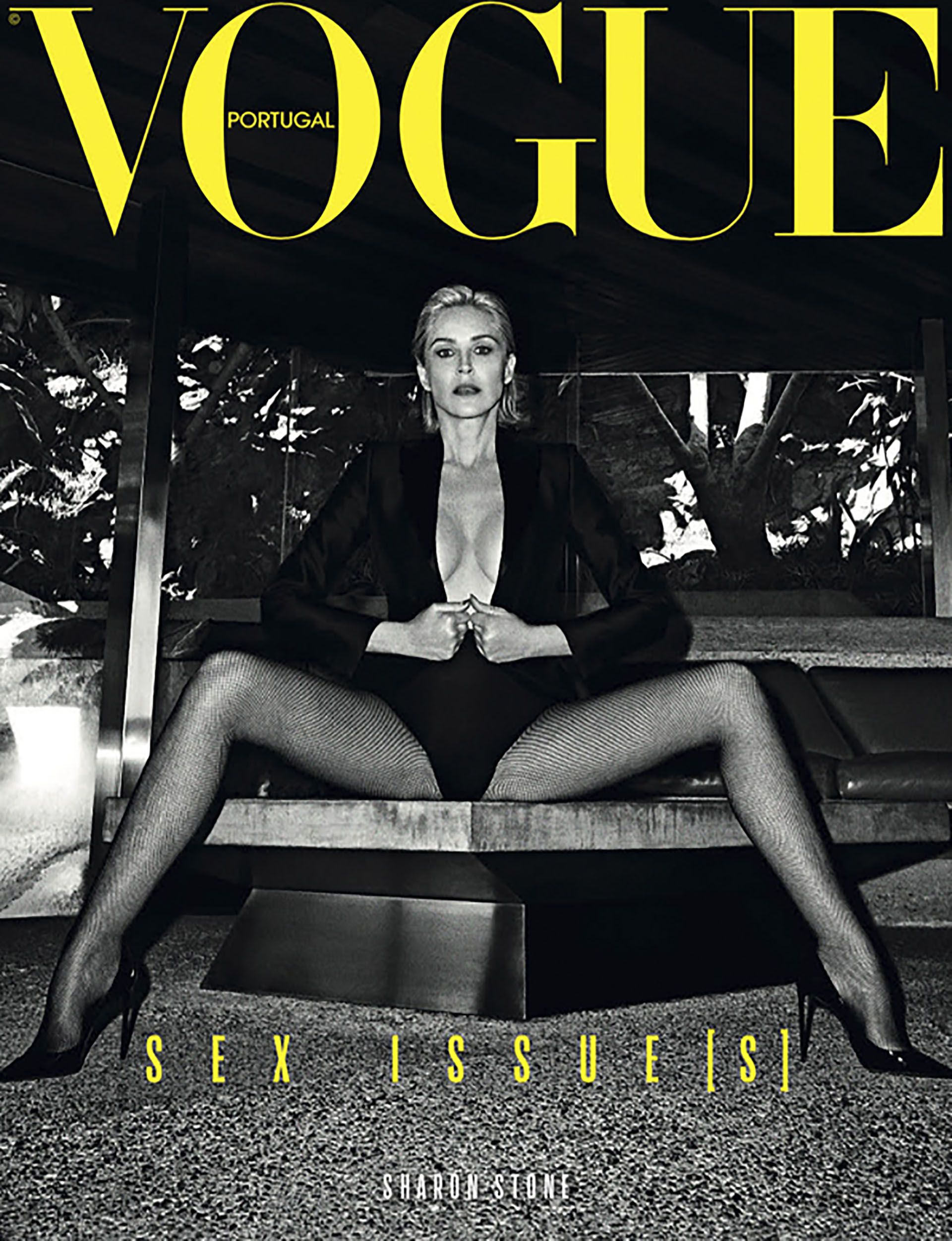 Sharon Stone y par ala revista Vogue recreó la escena de "Bajos Instintos" a los 61 años