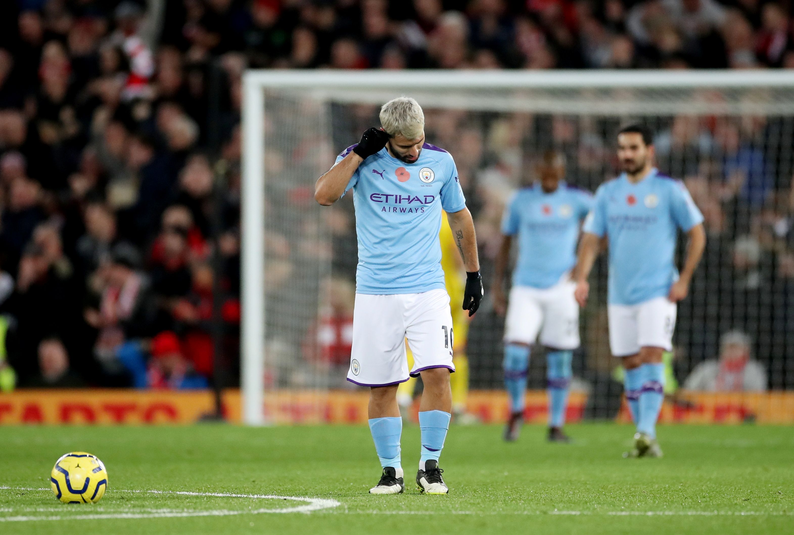 Manchester City viene de sufrir una derrota ante Livepool que lo alejó de los primeros puestos (Reuters/Carl Recine)