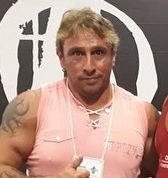 El campeón mundial de levantamiento de pesas, el fueguino Marcos Martínez (@coirondeportes)
