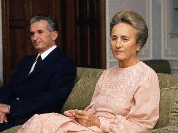 Ceaucescu y su esposa, Elena