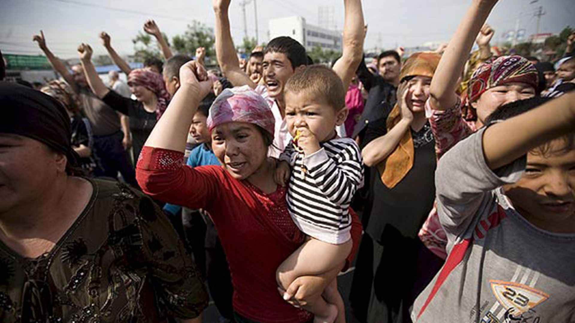 Manifestación uigur convocada en Urumqi, Xinjiang. (EFE)
