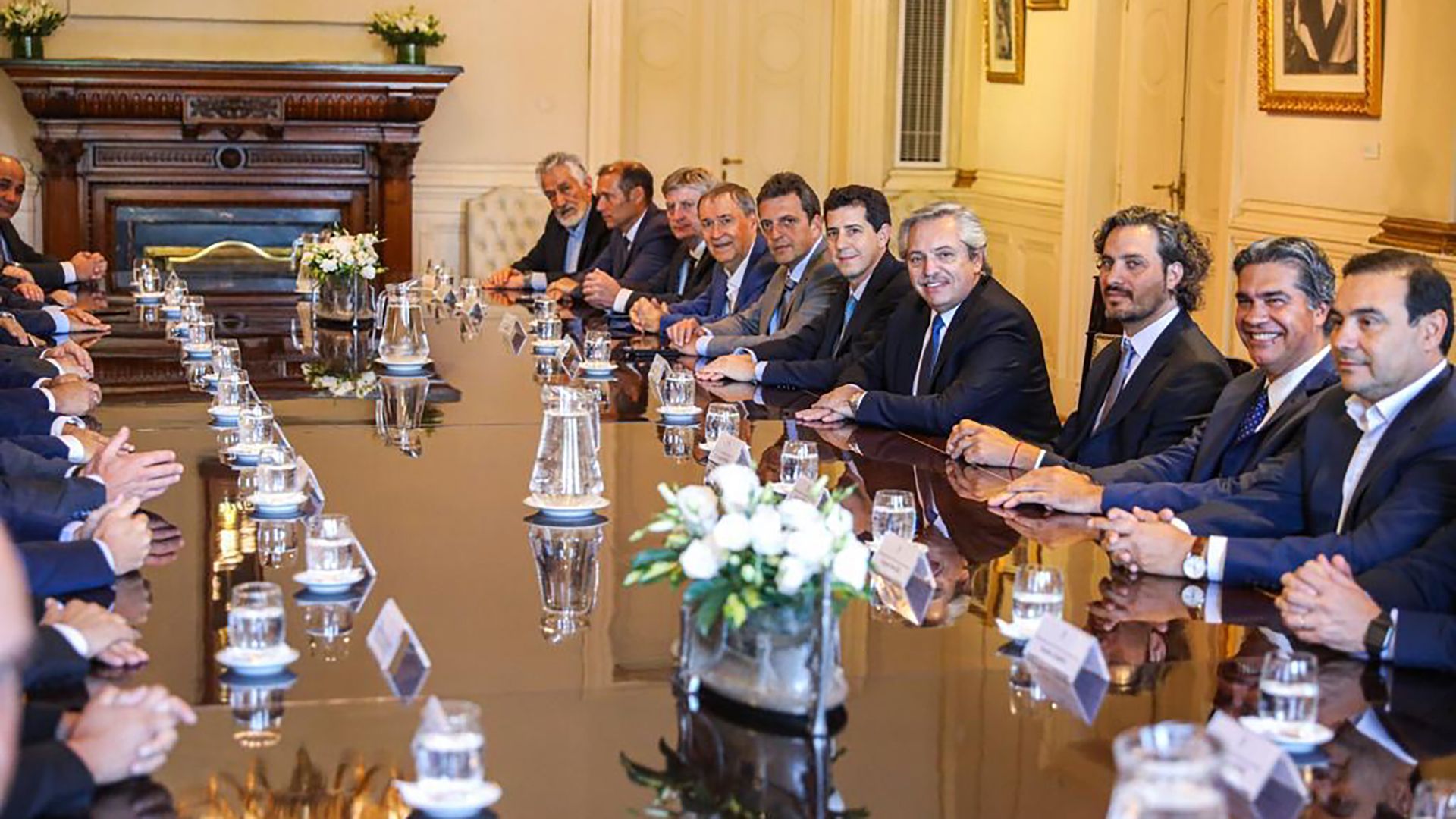 El presidente Alberto Fernández durante una reunión que mantuvo con gobernadores.