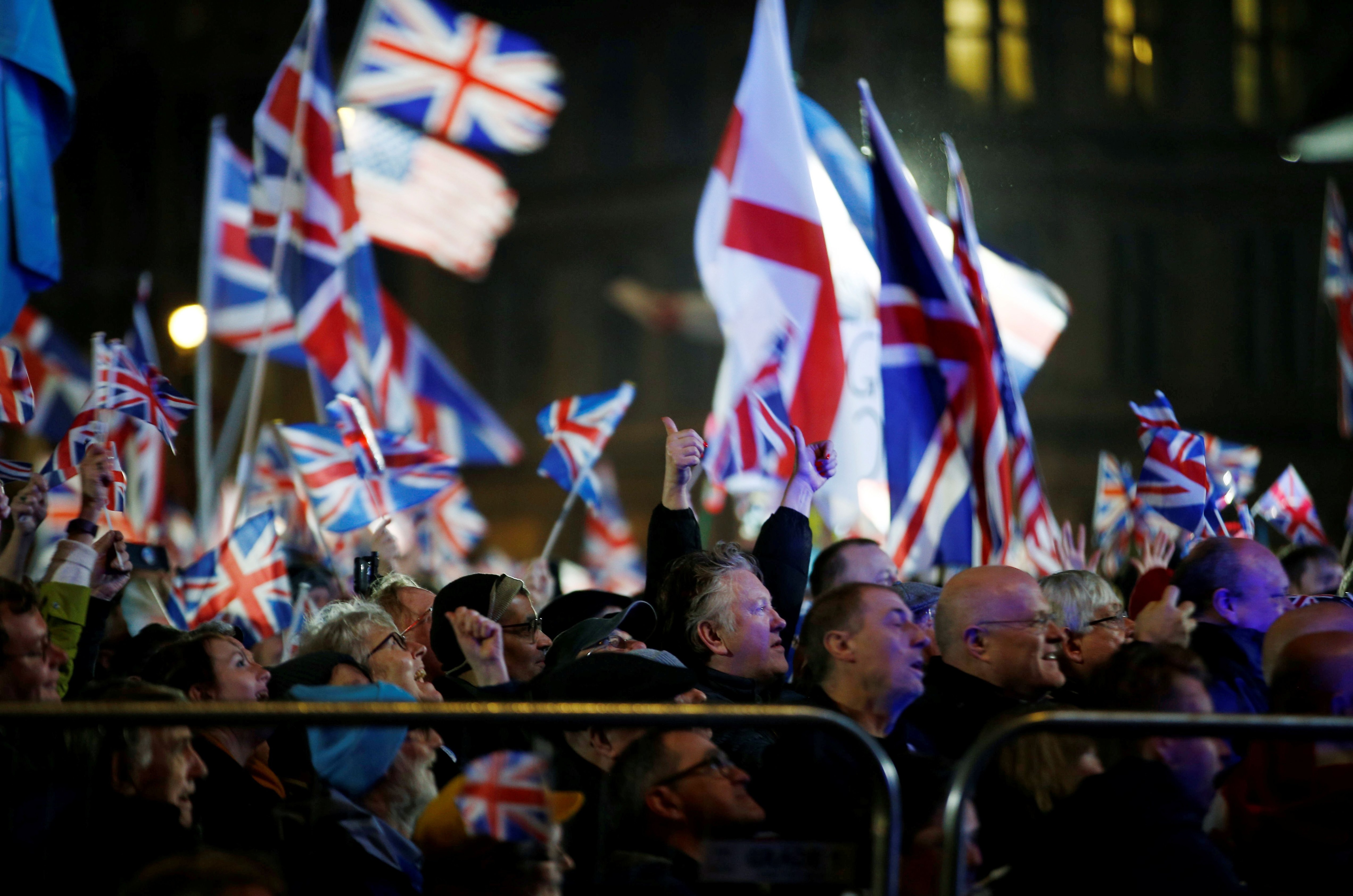 Británicos celebran el Brexit (REUTERS/Henry Nicholls)