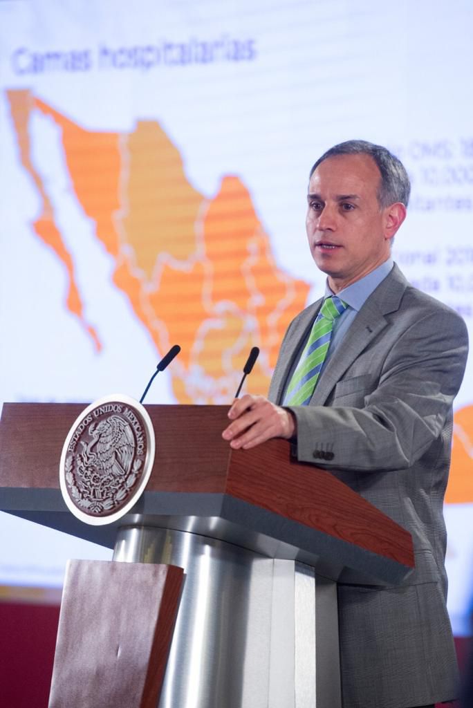 El funcionario mexicano aseguró este martes que el coronavirus llegará a México, pero no se debe caer en pánico. (Foto: Cortesía Presidencia)