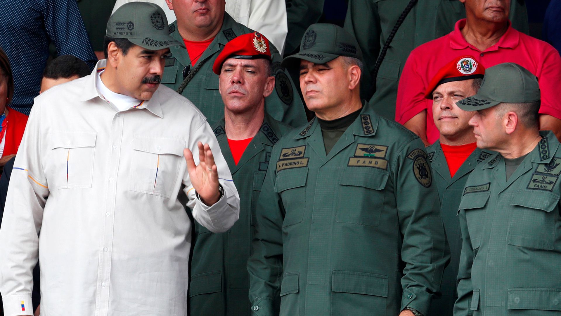 Nicolás Maduro y Vladimir Padrino (Reuters)