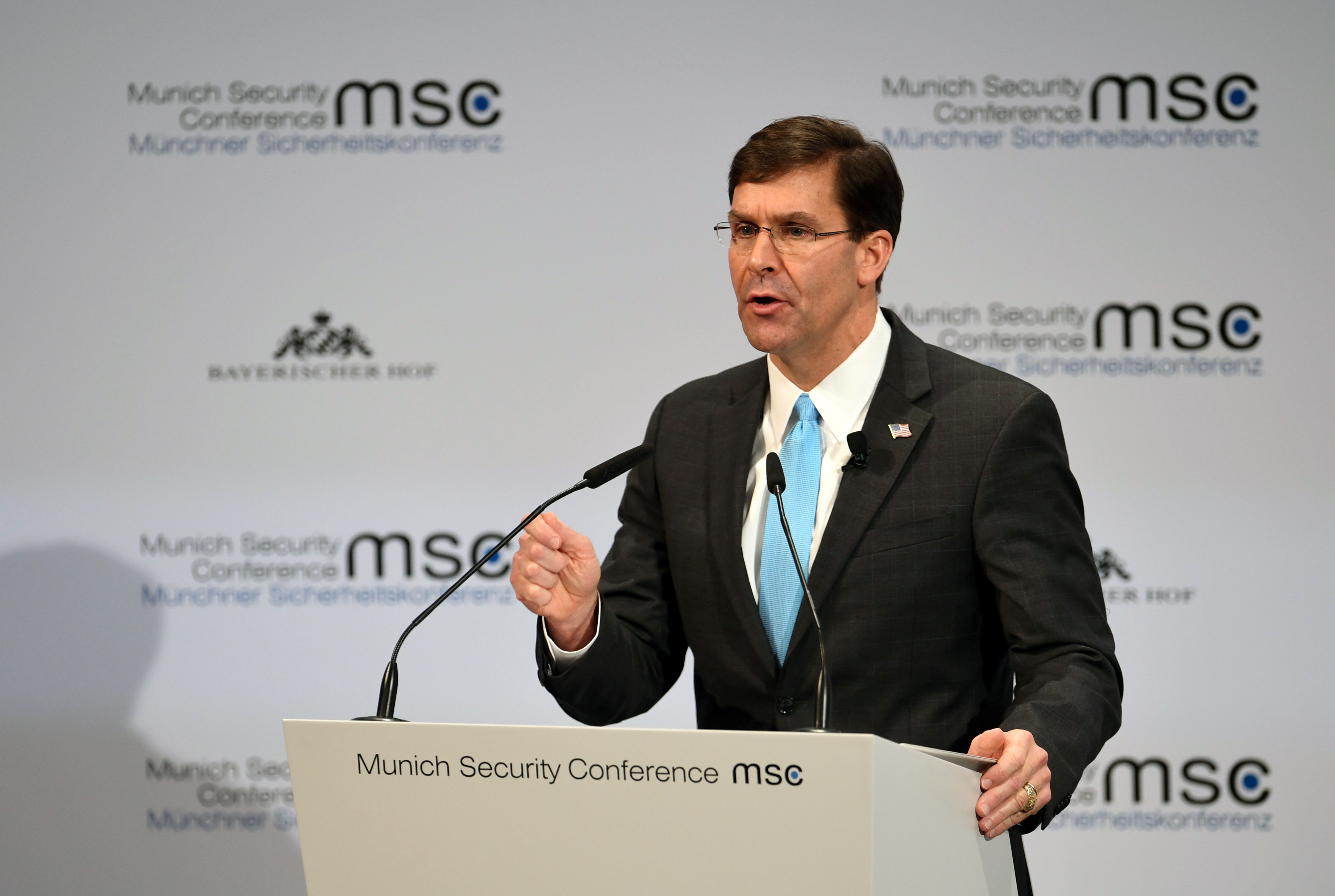 El Secretario de Defensa de EE.UU. Mark Esper habla en la Conferencia Anual de Seguridad de Munich en Alemania el 15 de febrero de 2020. (REUTERS)