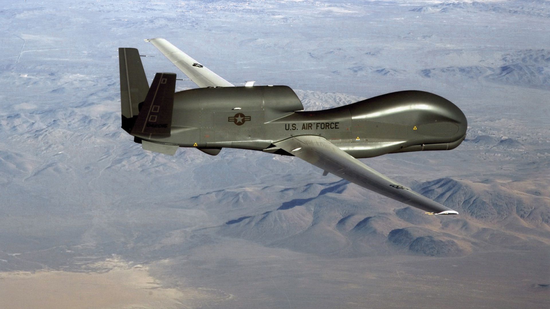 Estados Unidos usó de manera intensiva los drones predator, global hawk y RQ en suelo iraní. También sufrió bajas. Foto: Archivo DEF.