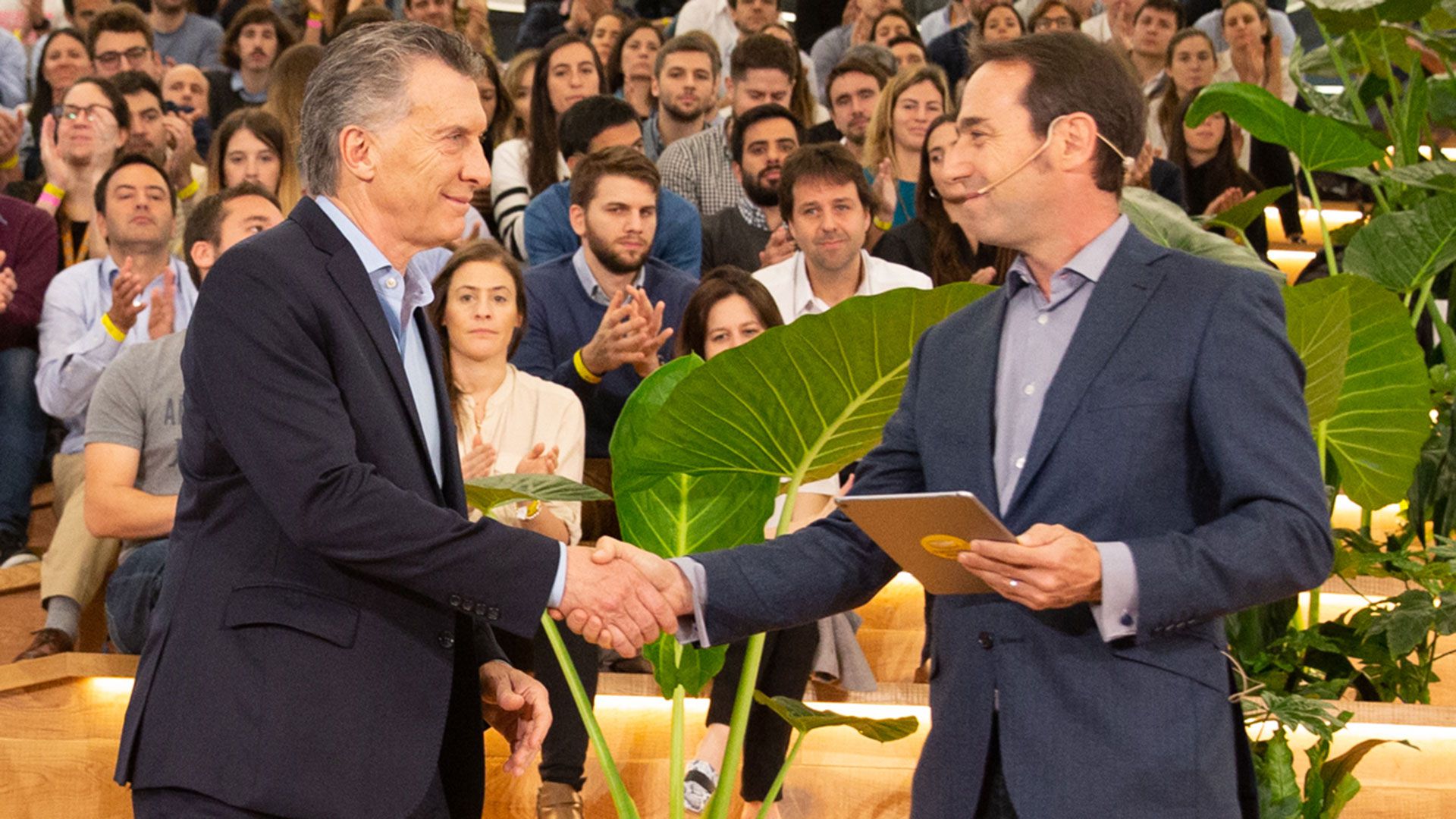 Macri y Galperin, en la inauguración del nuevo edificio de la empresa, en junio pasado (Mercado Libre)