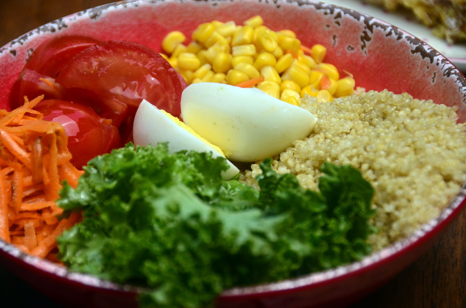 Una ensalada con muchos colores y agregado de quinoa (Matías Arbotto)