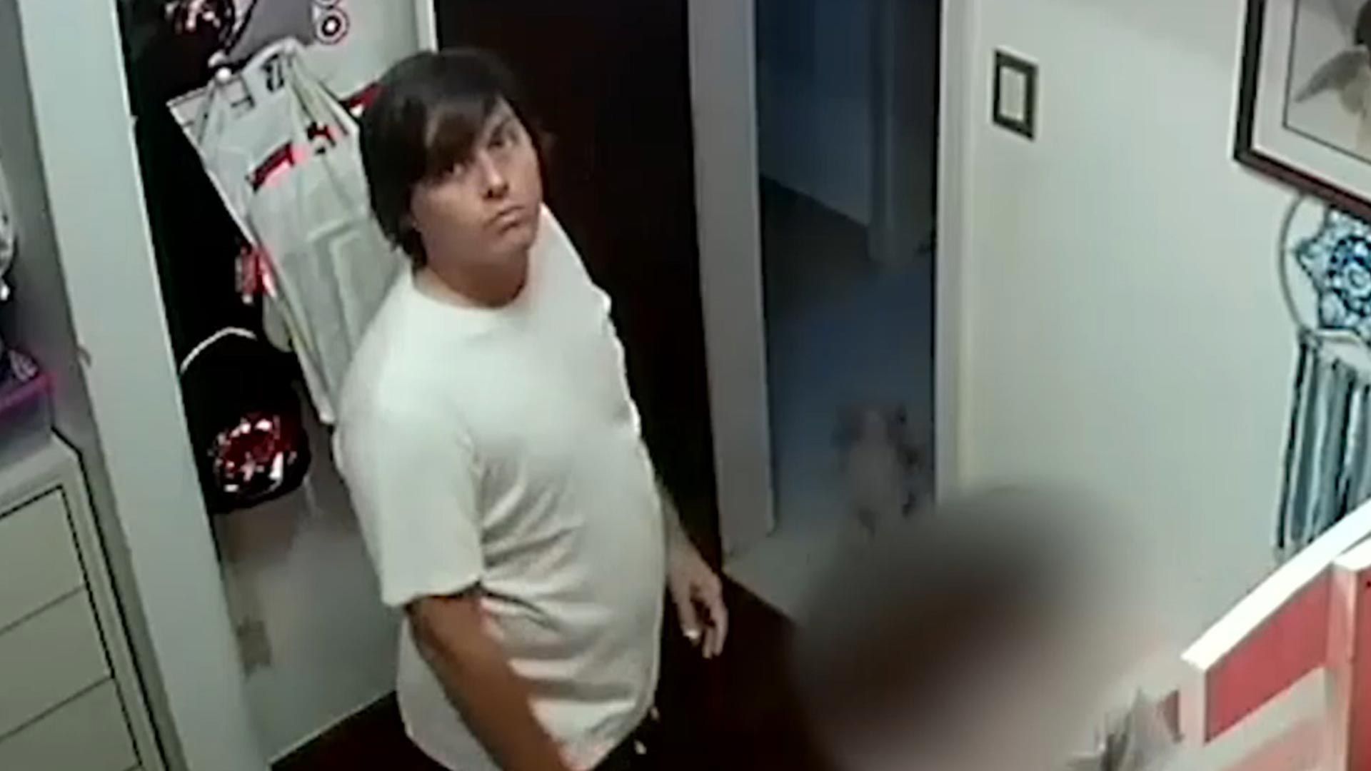 Martínez fue filmado mientras abusaba de su sobrina de 12 años