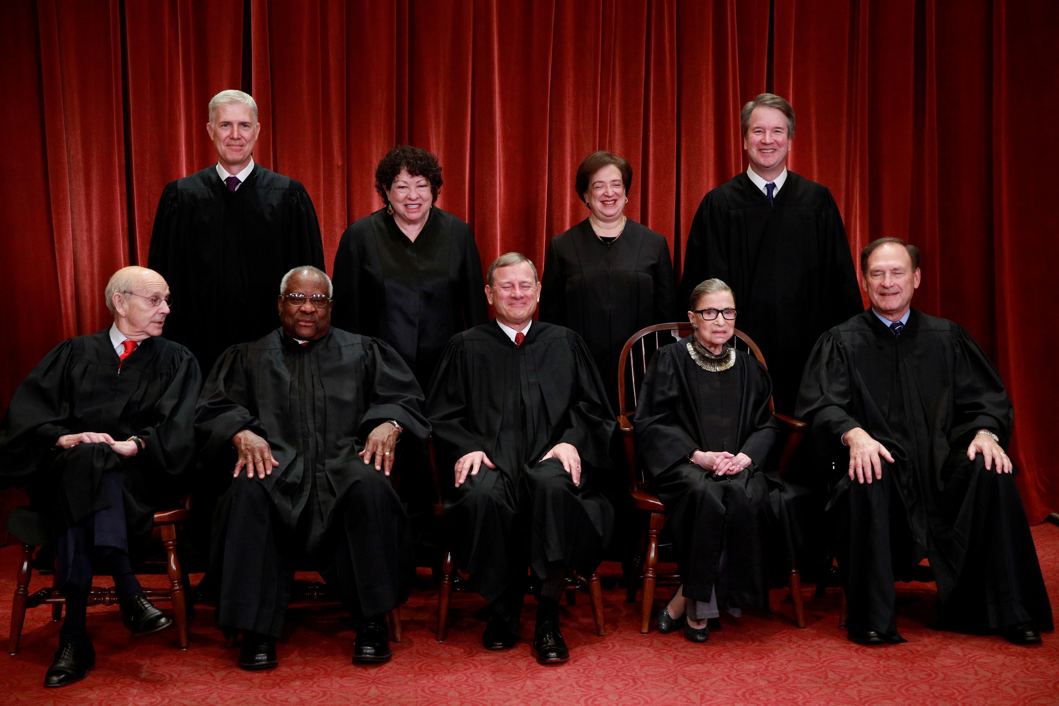Varios de los miembros de la Corte Suprema tienen más de 65 años (Reuters)