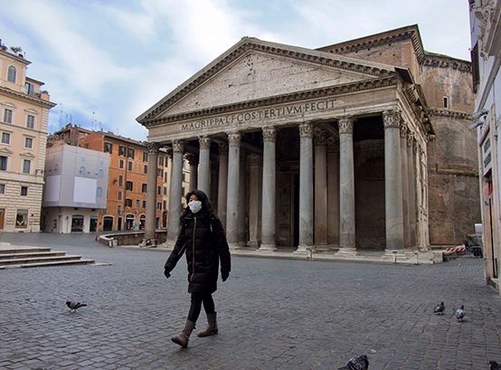 Roma, vacía por la pandemia del coronavirus (Foto: Carlos Brigo/amb)