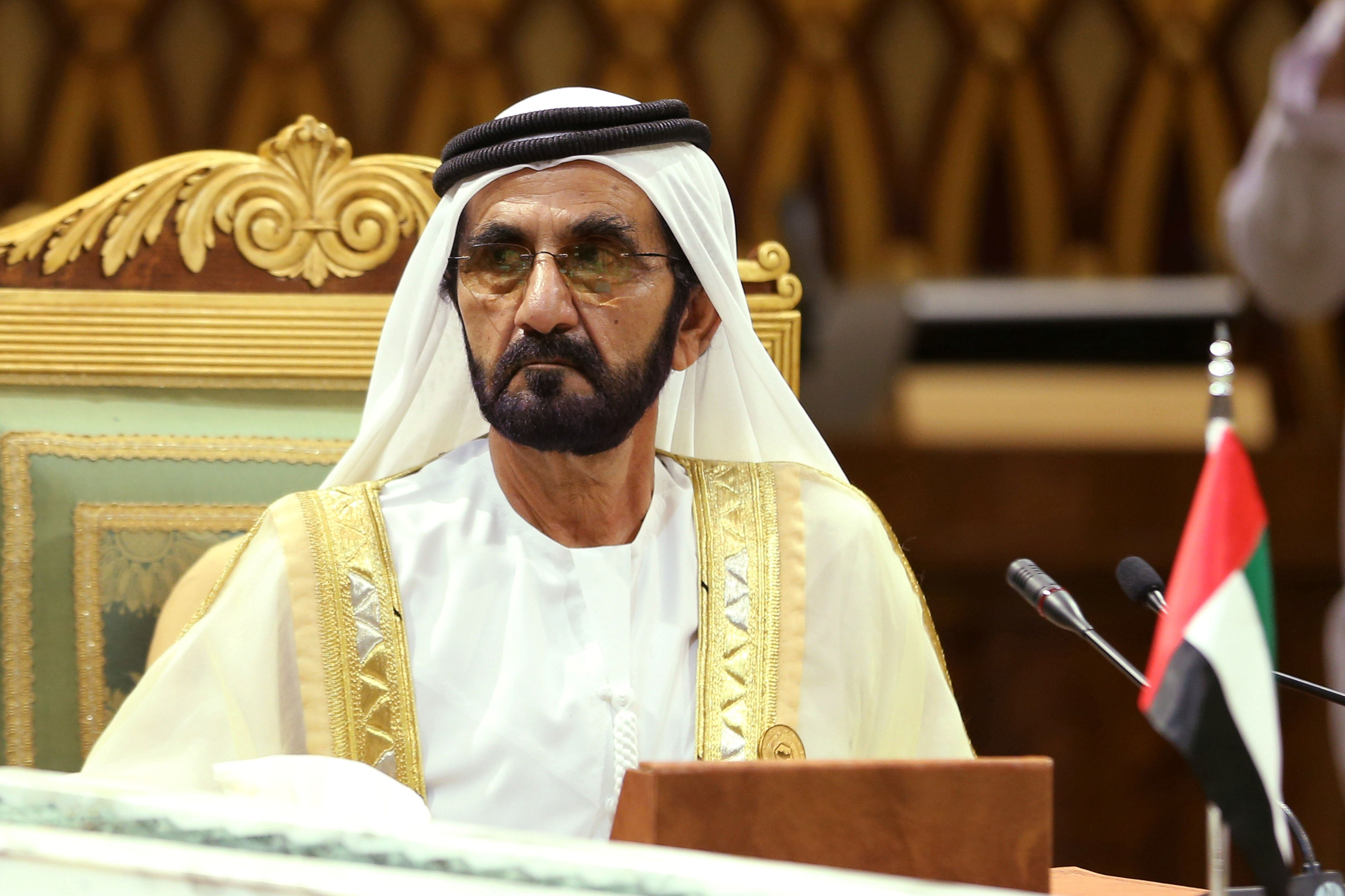 El primer ministro y vicepresidente de los Emiratos Árabes Unidos y gobernante de Dubai, el jeque Mohammed bin Rashid al-Maktoum, asiste a la 40a Cumbre del Consejo de Cooperación del Golfo (CCG) en Riad, Arabia Saudita, 10 de diciembre de 2019 (Reuters)