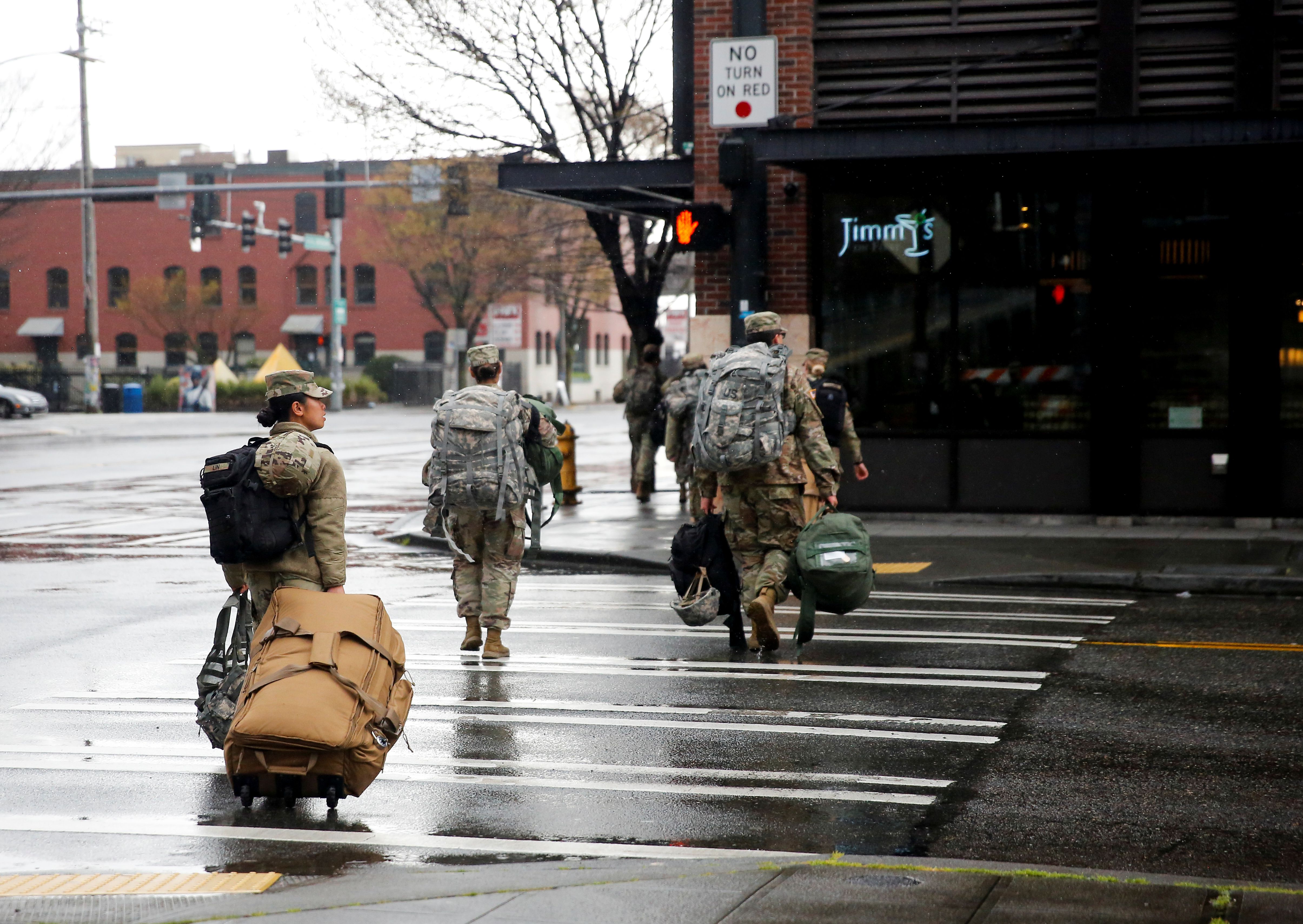 Soldados en las calles de Seattle. REUTERS/Lindsey Wasson