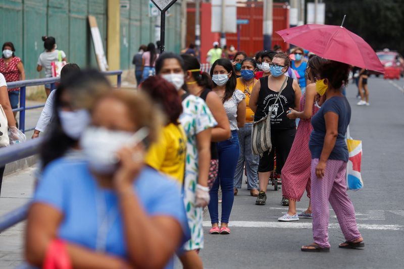En Perú hay más de 6.800 infectados y 181 personas han puerto por el Covid-19 (Reuters)