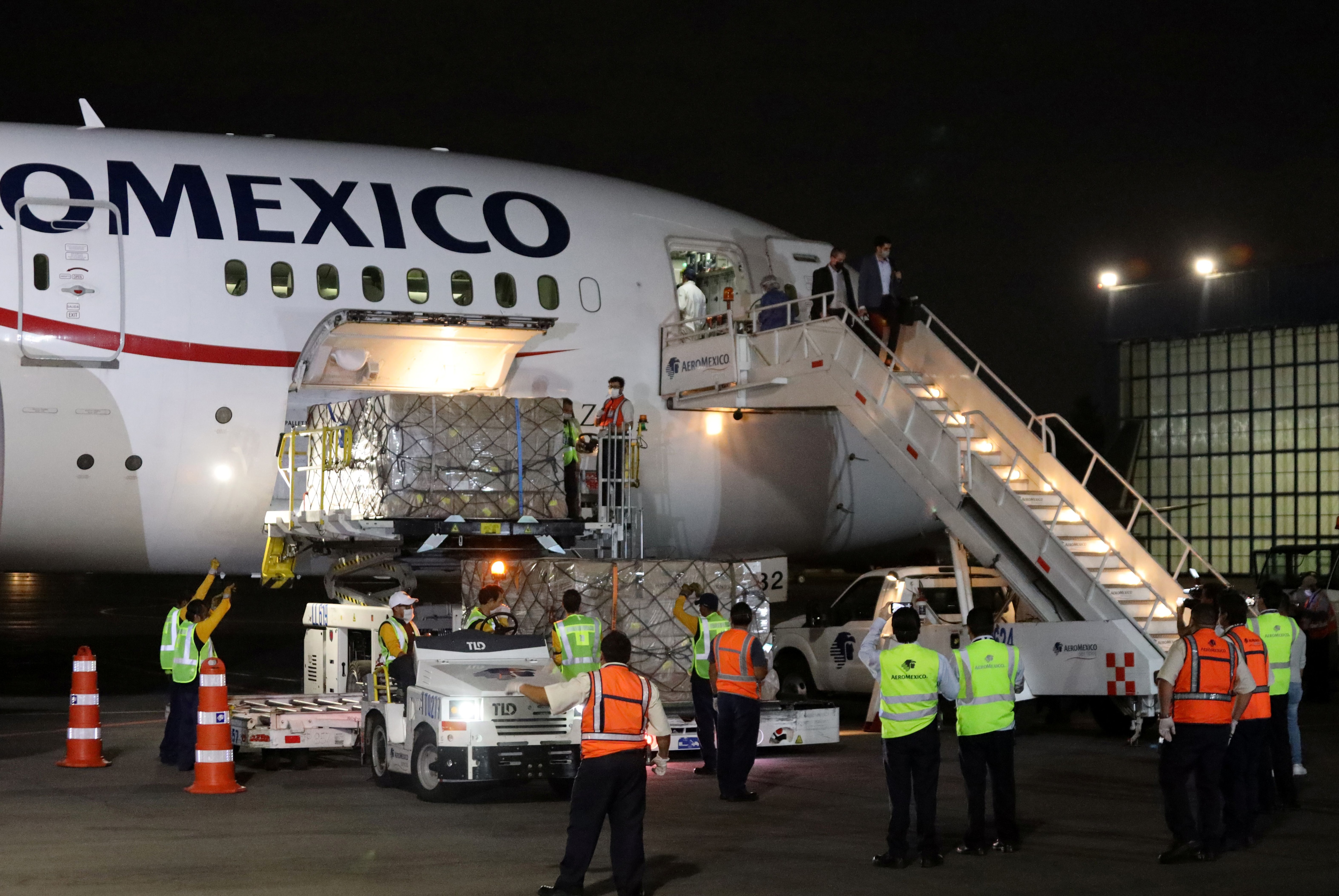 El cargamento proveniente de China llegó el martes por la noche a la capital mexicana (Foto: Carlos Carrillo/ Reuters)