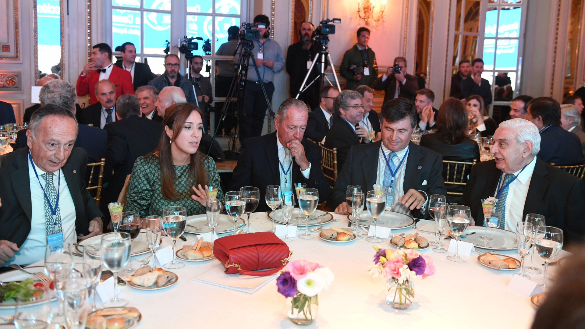 Vidal en la mesa principal con Funes de Rioja (Cicyp), Acevedo (UIA), Pelegrina (SRA) y Gabbi (Bolsa de Comercio)