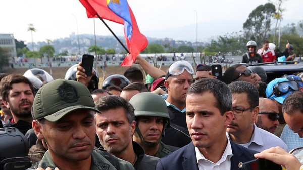 Reapareció Juan Guaidó y pidió a los venezolanos seguir en las calles: "Empieza la fase final de la Operación Libertad"