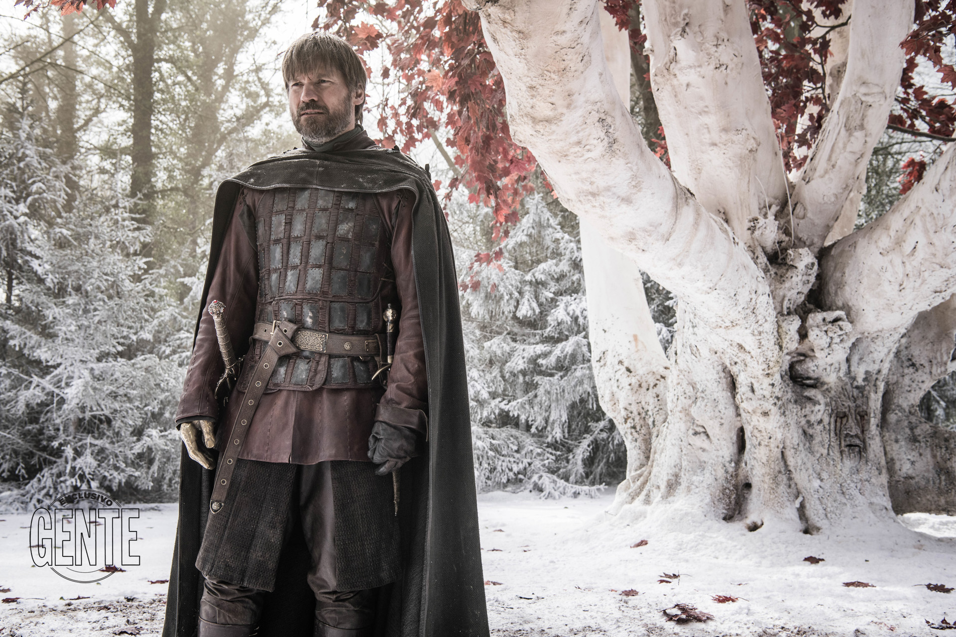 Nikolaj caracterizado como Jaime Lannister.