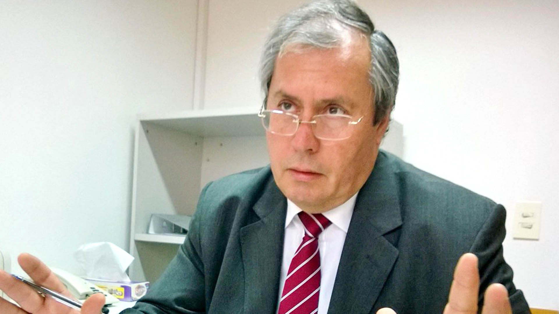 Alberto Crescenti, director del SAME, confirmó el grave estado del diputado