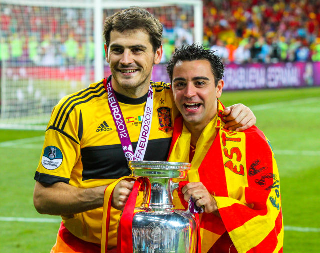 Con el retiro de Xavi y el posible de Iker Casillas, comienza a acabarse la 'Generación Dorada' española