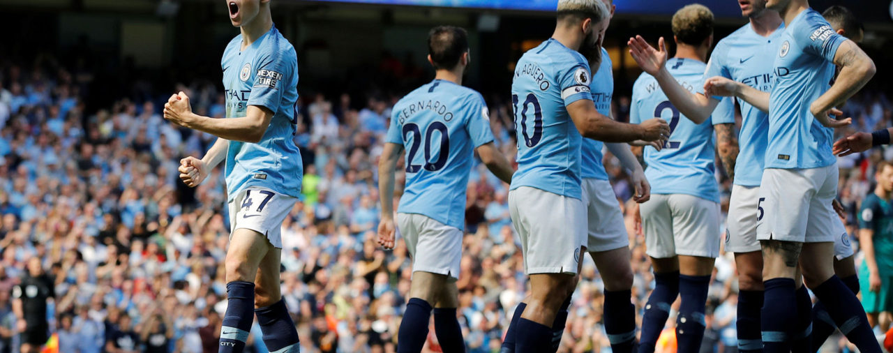 El Manchester City recibe al Leicester con la obligación de ganar: hora, TV y formaciones