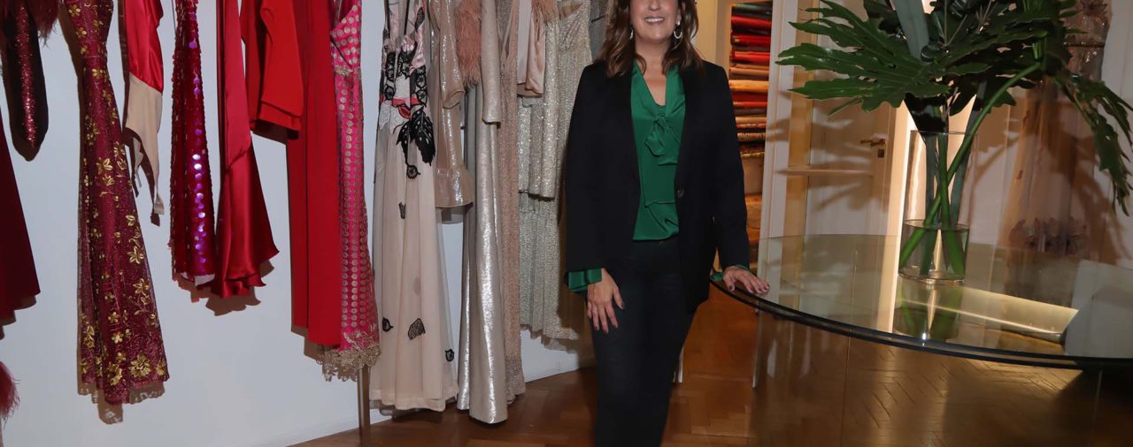 Entre vestidos de noche y géneros de lujo, Pía Carregal inauguró su nuevo atelier
