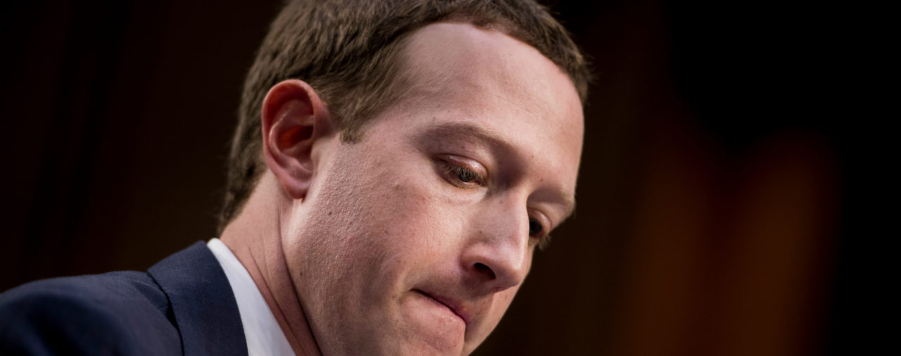 Facebook trabajará con los gobiernos para determinar qué contenido es aceptable, dijo Mark Zuckerberg