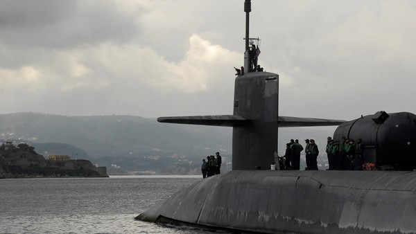 Los tripulantes de un submarino clasificaban a sus compañeras en una "lista de violación"